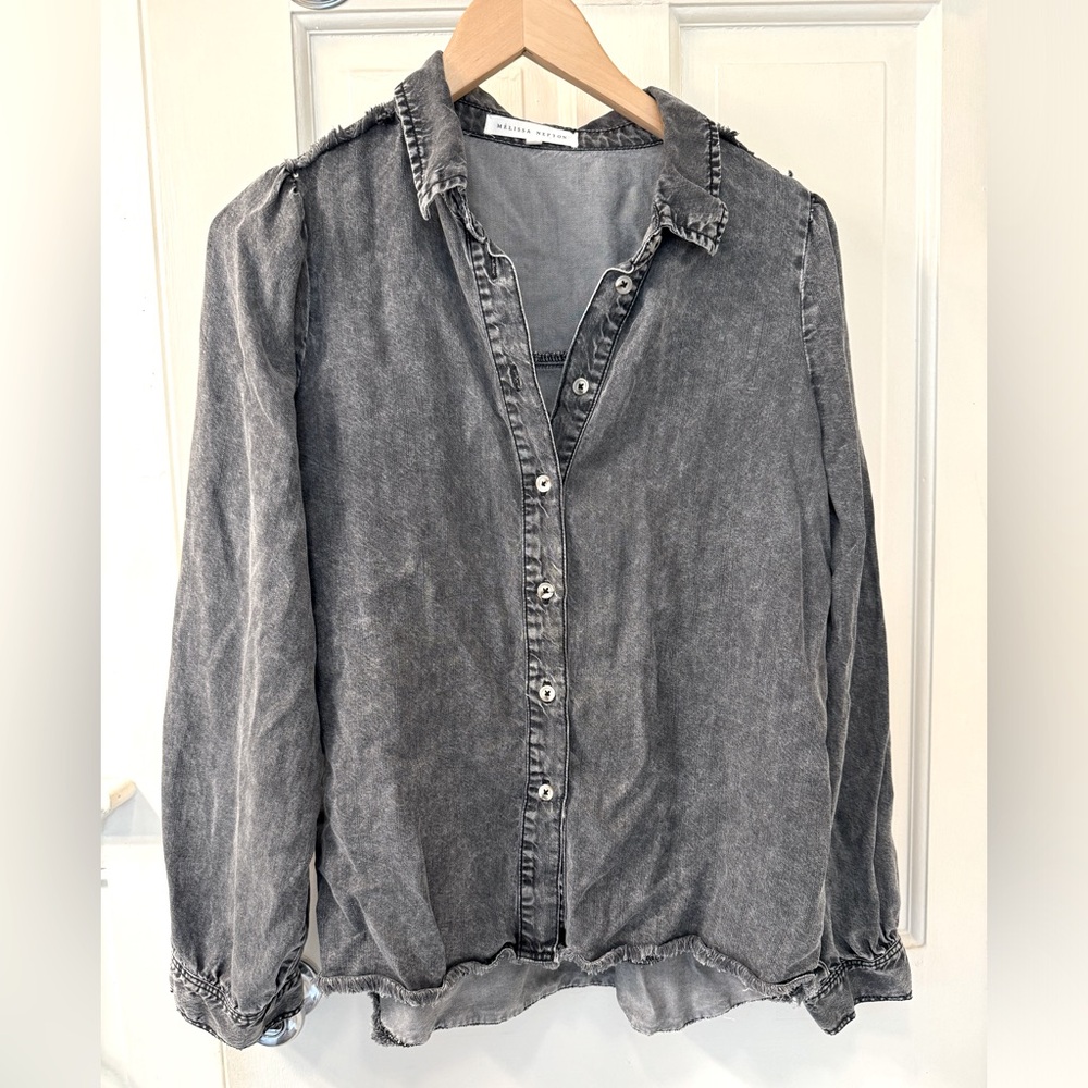 Puff sleeve, raw edge blouse